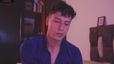 Snapshot of guy_twinks chatting on 12-16-25, 11:21 Gabriel online show from 12-16-25, 11:21