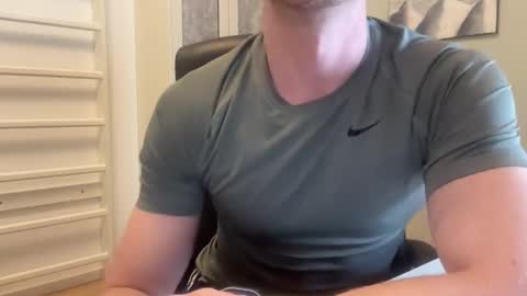 Snapshot of guyfromfinland1981 chatting on 03-09-25, 05:39 NaughtyFitHusband online show from 03-09-25, 05:39