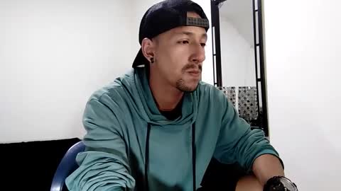 karim online show from 01-11-25, 03:34