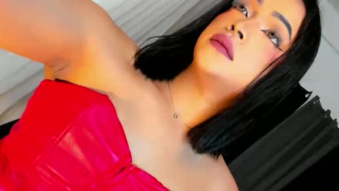 Call me Miss Gwen online show from 10-21-25, 06:52