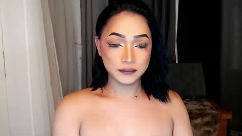 Call me Miss Gwen online show from 10-22-25, 07:24