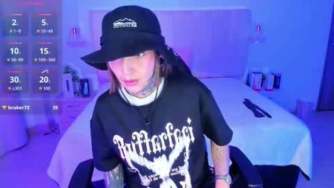 gyal_8_ online show from 02-25-26, 05:28