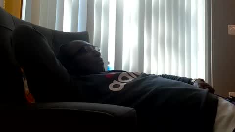 Snapshot of gyesaw1970 chatting on 10-16-25, 02:18 gyesaw1970 online show from 10-16-25, 02:18