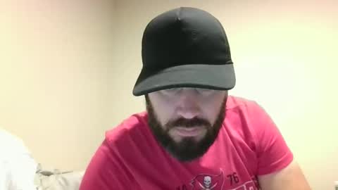 Snapshot of gzimport01 chatting on 11-01-25, 12:01 gzimport01 online show from 11-01-25, 12:01