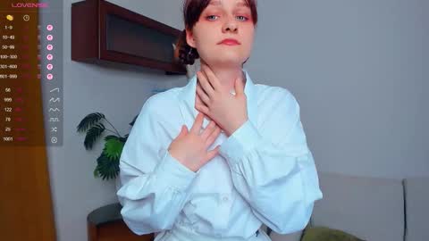 Kelly  Lilly online show from 09-21-25, 07:26