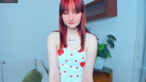 Kelly  Lilly online show from 11-12-25, 06:52