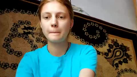 Snapshot of h0lyangel chatting on 08-05-26, 03:20 Kelly Lilly online show from 08-05-26, 03:20