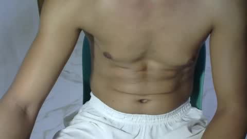 Snapshot of h0t2xh0ry chatting on 12-04-24, 12:58 Rue online show from 12-04-24, 12:58