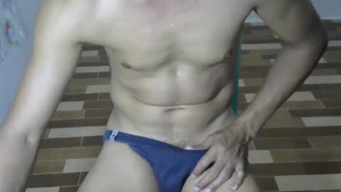 Snapshot of h0t2xh0ry chatting on 12-20-24, 02:41 Rue online show from 12-20-24, 02:41