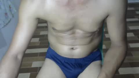 Snapshot of h0t2xh0ry chatting on 12-22-24, 12:05 Rue online show from 12-22-24, 12:05