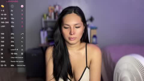 Snapshot of h34rtsforcami chatting on 09-27-25, 04:39 Camila online show from 09-27-25, 04:39