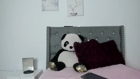 Sarah online show from 01-24-25, 04:27