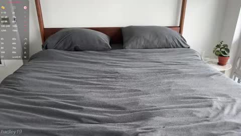 Hadley online show from 02-27-25, 05:15