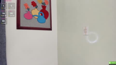 Hae-In online show from 02-08-25, 11:22