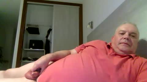 Snapshot of haggisstop chatting on 01-16-26, 08:46 haggisstop online show from 01-16-26, 08:46