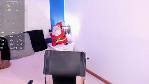 Kendal online show from 12-19-24, 04:13