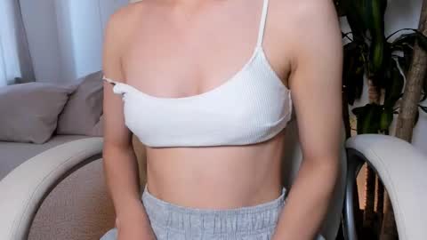 Snapshot of hailey_firee chatting on 12-15-25, 08:46 Hailey online show from 12-15-25, 08:46