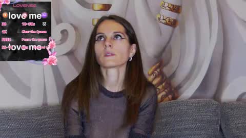 Snapshot of hailey_peach chatting on 10-16-25, 05:03 HaileyPeach online show from 10-16-25, 05:03