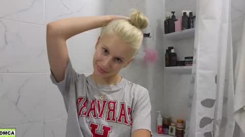 hailey_would online show from 09-30-25, 09:31