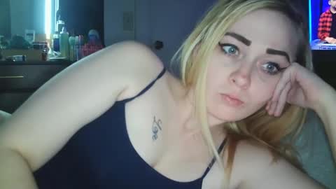 Hailey and d online show from 02-16-25, 11:16