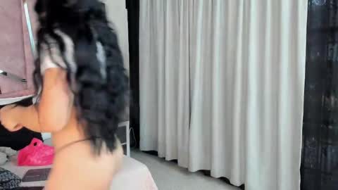 Hailey online show from 10-03-25, 12:13