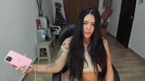 Snapshot of haileyevans chatting on 12-11-24, 04:39 Greth online show from 12-11-24, 04:39