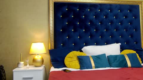 Hailey online show from 01-09-25, 07:21