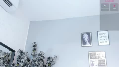 haileystonei online show from 10-29-25, 11:23