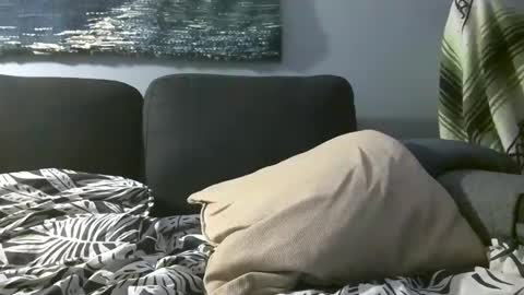 Snapshot of hairiestbear chatting on 12-14-24, 07:51 Hairiest Bear online show from 12-14-24, 07:51