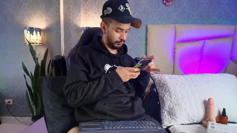 H A I R Y D I A M O N D online show from 10-31-25, 10:27