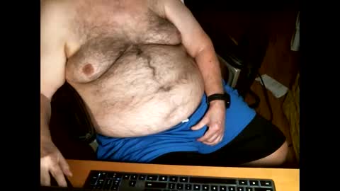 hairybear813 online show from 11-20-25, 04:34