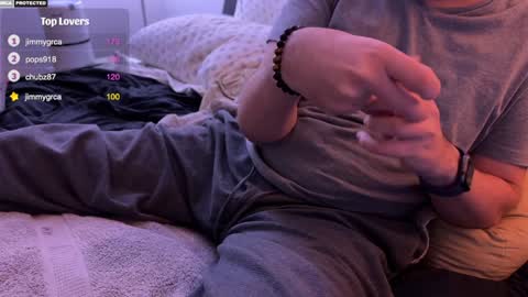 Snapshot of hairybelly818 chatting on 01-03-25, 07:49 Hairy Belly online show from 01-03-25, 07:49