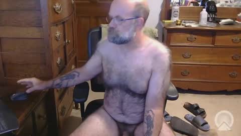 HairyDaddyBear69 online show from 09-27-25, 12:54