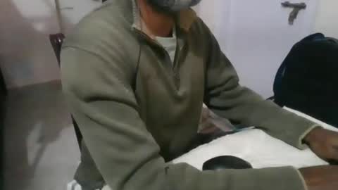 Snapshot of hairydarky chatting on 12-31-24, 06:02 Pratap online show from 12-31-24, 06:02