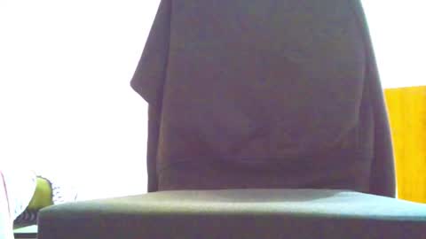 Snapshot of hairyhornytwinkk chatting on 10-07-25, 11:18 HairyHornyTwinkk online show from 10-07-25, 11:18