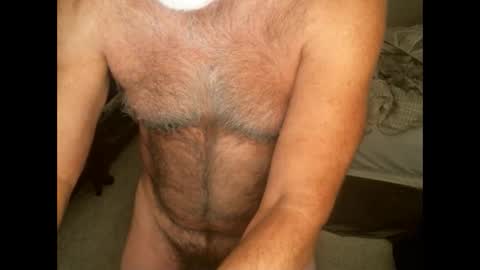 Snapshot of hairypecsguy chatting on 03-02-25, 08:05 Hairy pecs online show from 03-02-25, 08:05