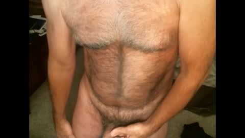 Snapshot of hairypecsguy chatting on 03-05-25, 08:10 Hairy pecs online show from 03-05-25, 08:10