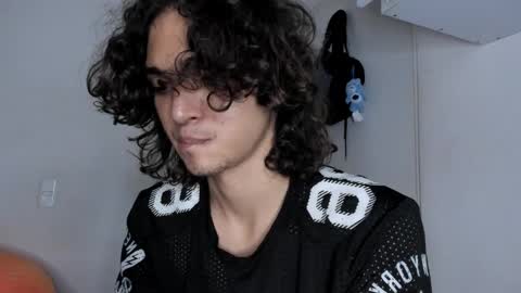 Snapshot of halan_jr chatting on 12-13-24, 11:28 halan online show from 12-13-24, 11:28