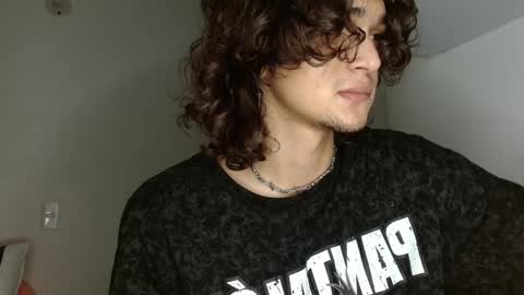 Snapshot of halan_jr chatting on 12-19-24, 04:34 halan online show from 12-19-24, 04:34