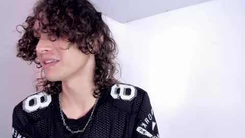 Snapshot of halan_jr chatting on 01-10-25, 08:48 halan online show from 01-10-25, 08:48