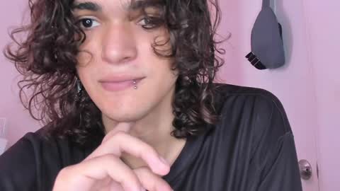 Snapshot of halan_jr chatting on 01-21-25, 08:11 halan online show from 01-21-25, 08:11