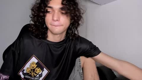 Snapshot of halan_jr chatting on 02-15-25, 08:54 halan online show from 02-15-25, 08:54