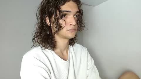 Snapshot of halan_jr chatting on 02-25-25, 11:55 halan online show from 02-25-25, 11:55