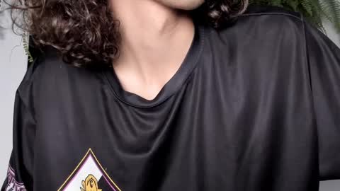 Snapshot of halan_jr chatting on 02-26-25, 10:53 halan online show from 02-26-25, 10:53