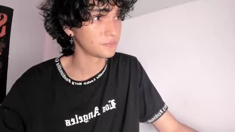 Snapshot of halan_jr chatting on 09-26-25, 12:42 halan online show from 09-26-25, 12:42