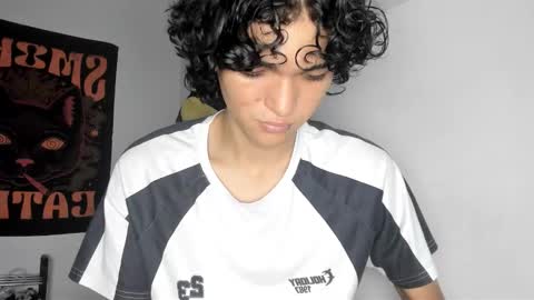 Snapshot of halan_jr chatting on 10-07-25, 10:51 halan online show from 10-07-25, 10:51