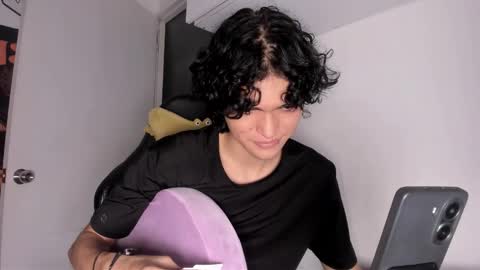 Snapshot of halan_jr chatting on 10-10-25, 09:47 halan online show from 10-10-25, 09:47