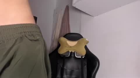 Snapshot of halan_jr chatting on 10-14-25, 04:46 halan online show from 10-14-25, 04:46