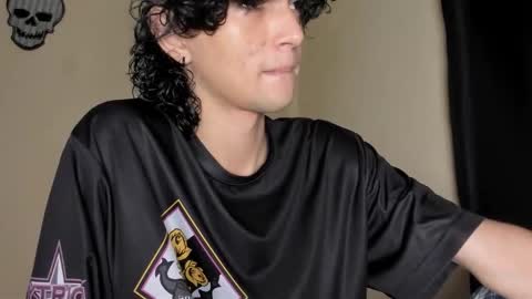 Snapshot of halan_jr chatting on 10-28-25, 02:59 halan online show from 10-28-25, 02:59