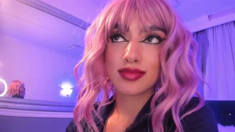 Halls Red online show from 12-04-24, 12:19